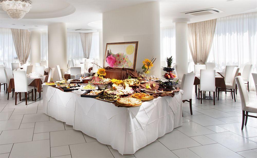 Hotel San Marco Milano Marittima Dış mekan fotoğraf